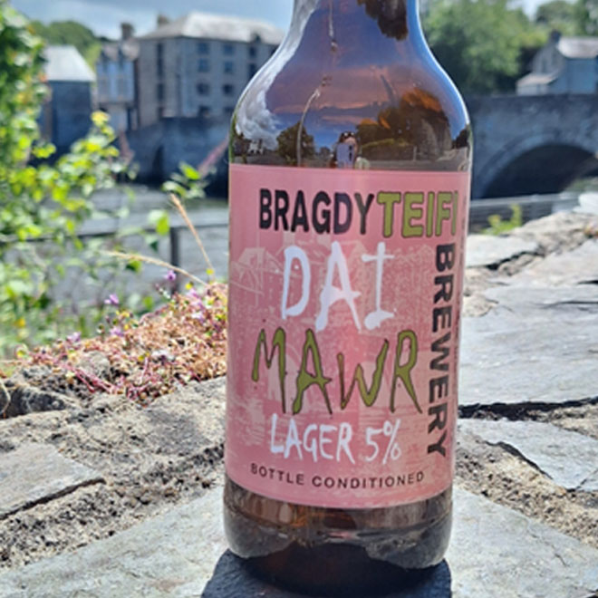 Dai Mawr beer artwork